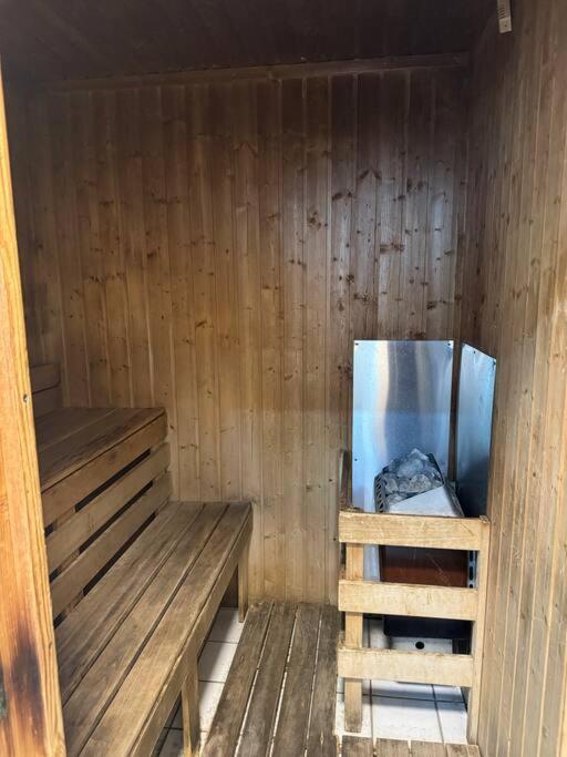 Stunning 3 Bd - 2 Bth City Apt - Pool & Carpark 奥克兰 外观 照片