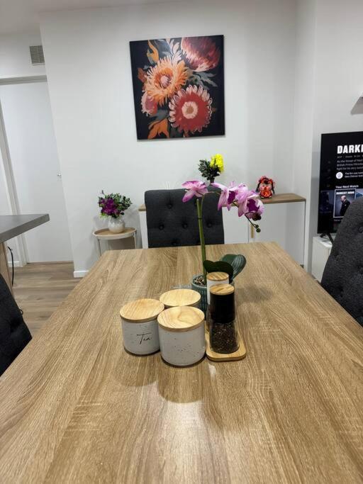 Stunning 3 Bd - 2 Bth City Apt - Pool & Carpark 奥克兰 外观 照片