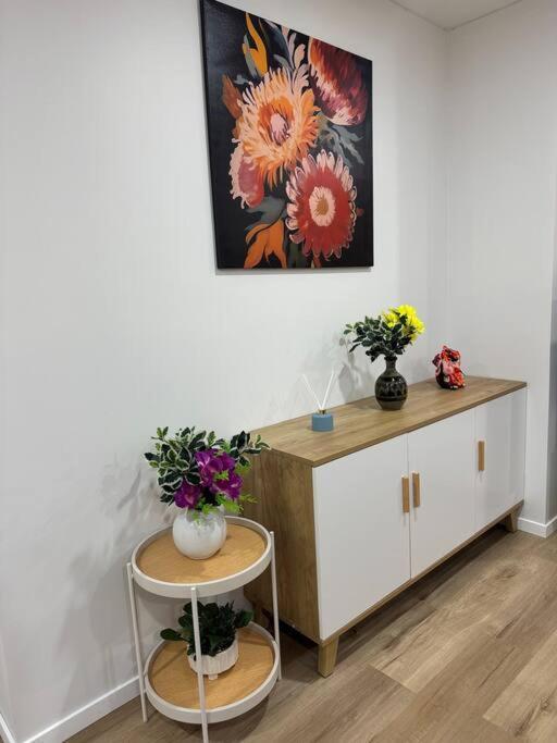Stunning 3 Bd - 2 Bth City Apt - Pool & Carpark 奥克兰 外观 照片