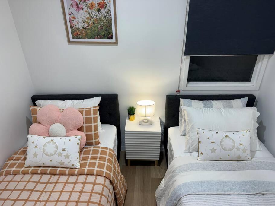 Stunning 3 Bd - 2 Bth City Apt - Pool & Carpark 奥克兰 外观 照片