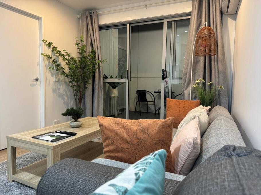 Stunning 3 Bd - 2 Bth City Apt - Pool & Carpark 奥克兰 外观 照片
