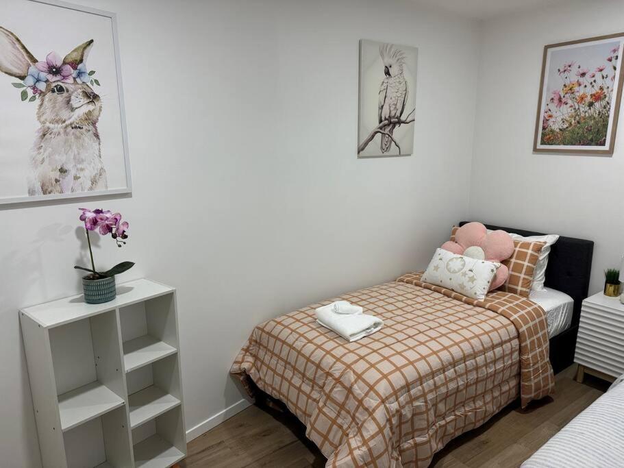 Stunning 3 Bd - 2 Bth City Apt - Pool & Carpark 奥克兰 外观 照片