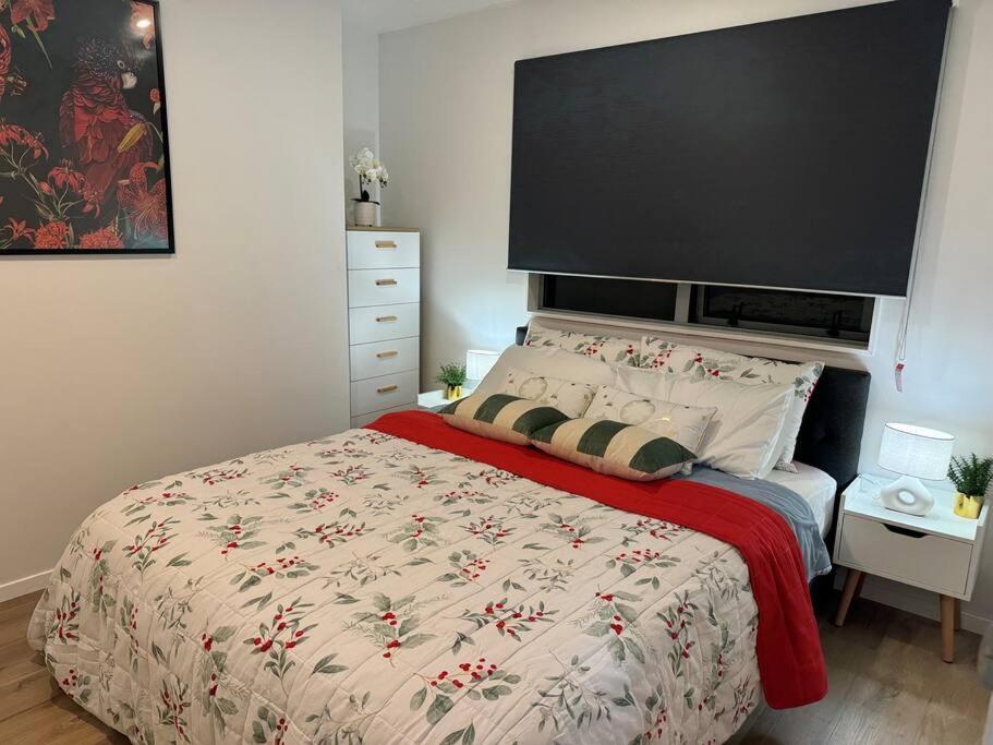 Stunning 3 Bd - 2 Bth City Apt - Pool & Carpark 奥克兰 外观 照片